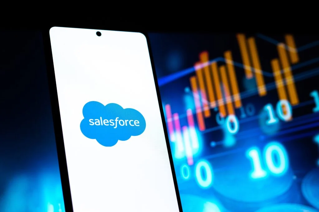 7 Reasons Why Leading Brands Embrace Salesforce Commerce Cloud